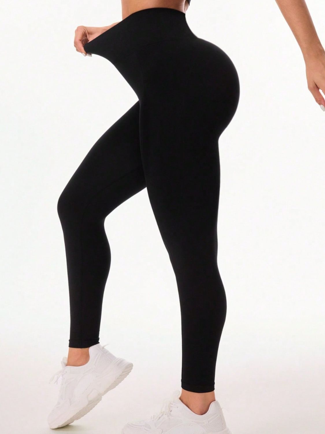 ZARIA DESIGN Pocketed High Waist Active Leggings