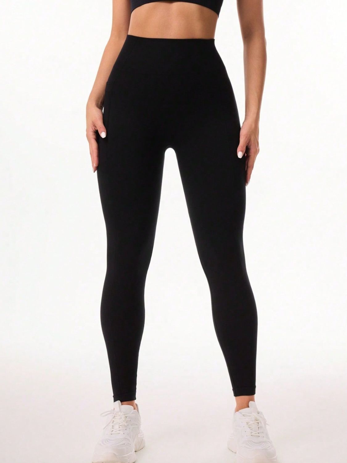 ZARIA DESIGN Pocketed High Waist Active Leggings