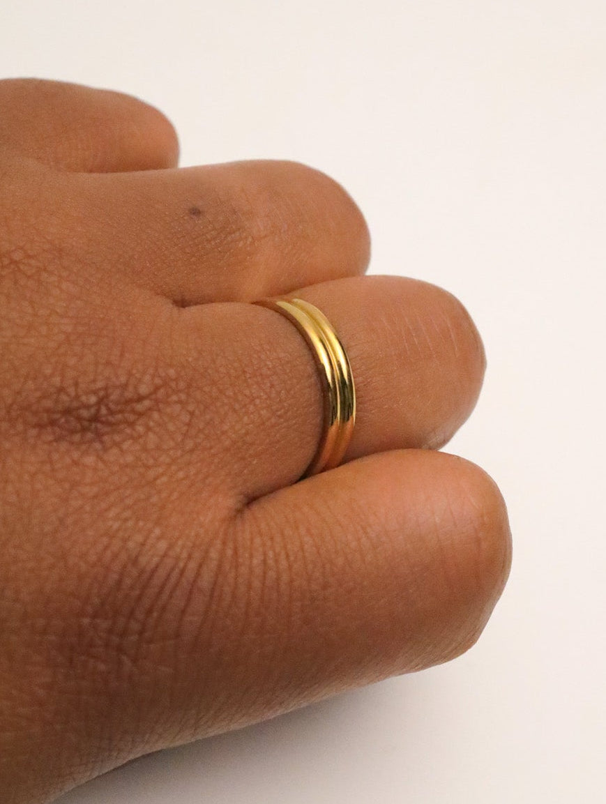 Alora Single Band Ring