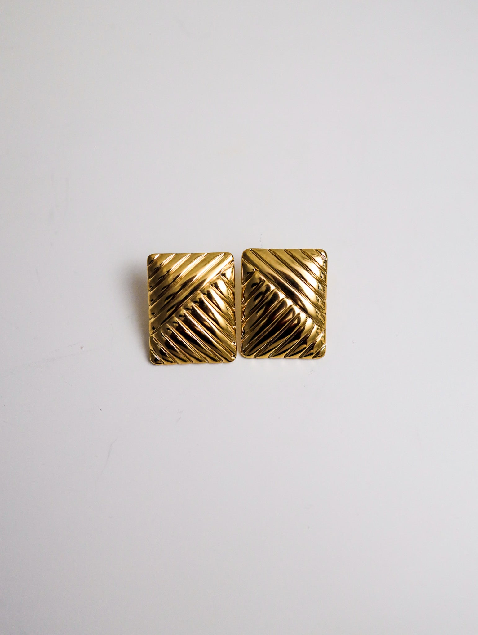 Onda Earrings Zaria Yong