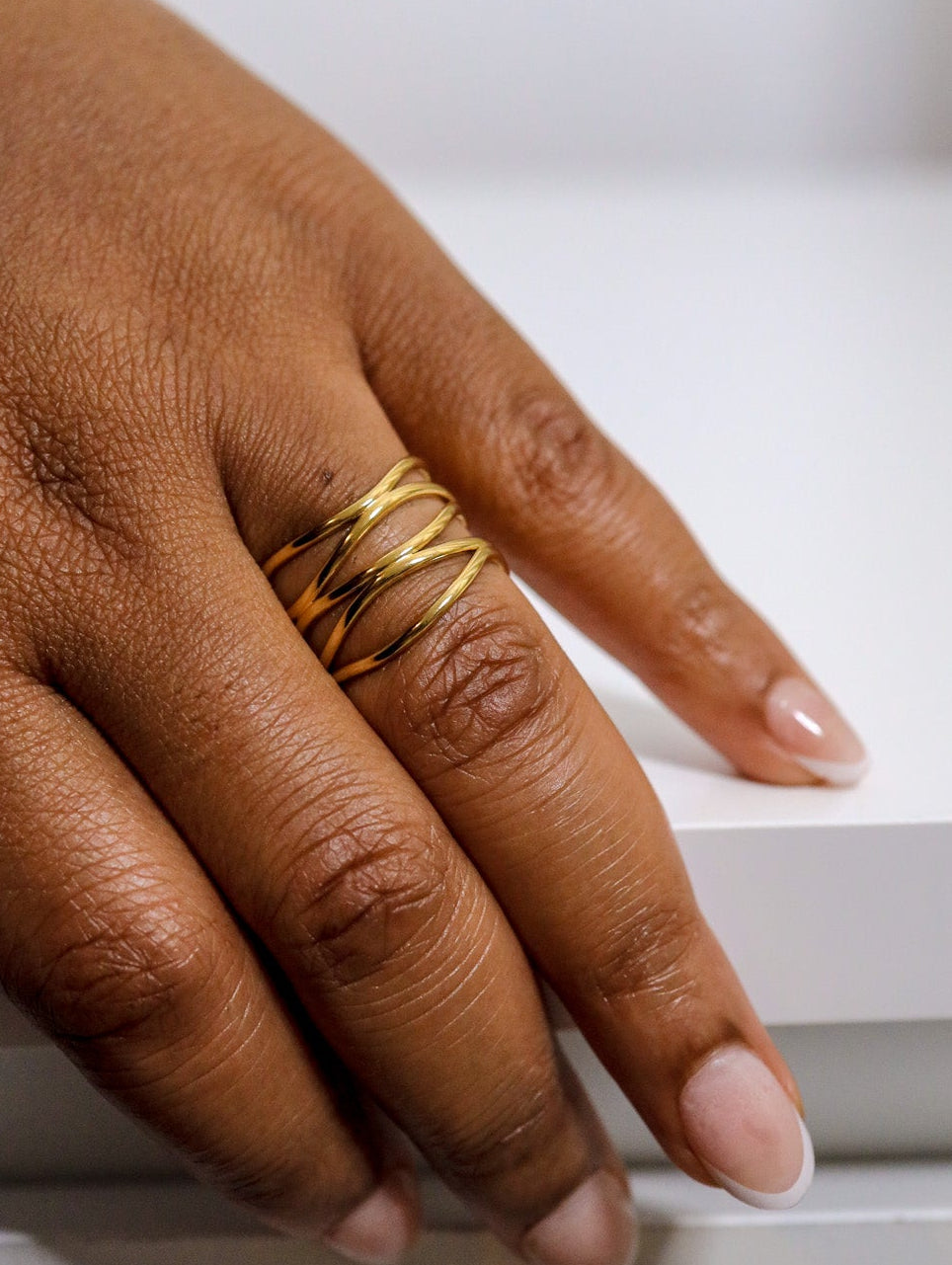 Luna Ring Zaria Yong