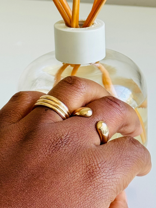 Sola Ring Zaria Yong