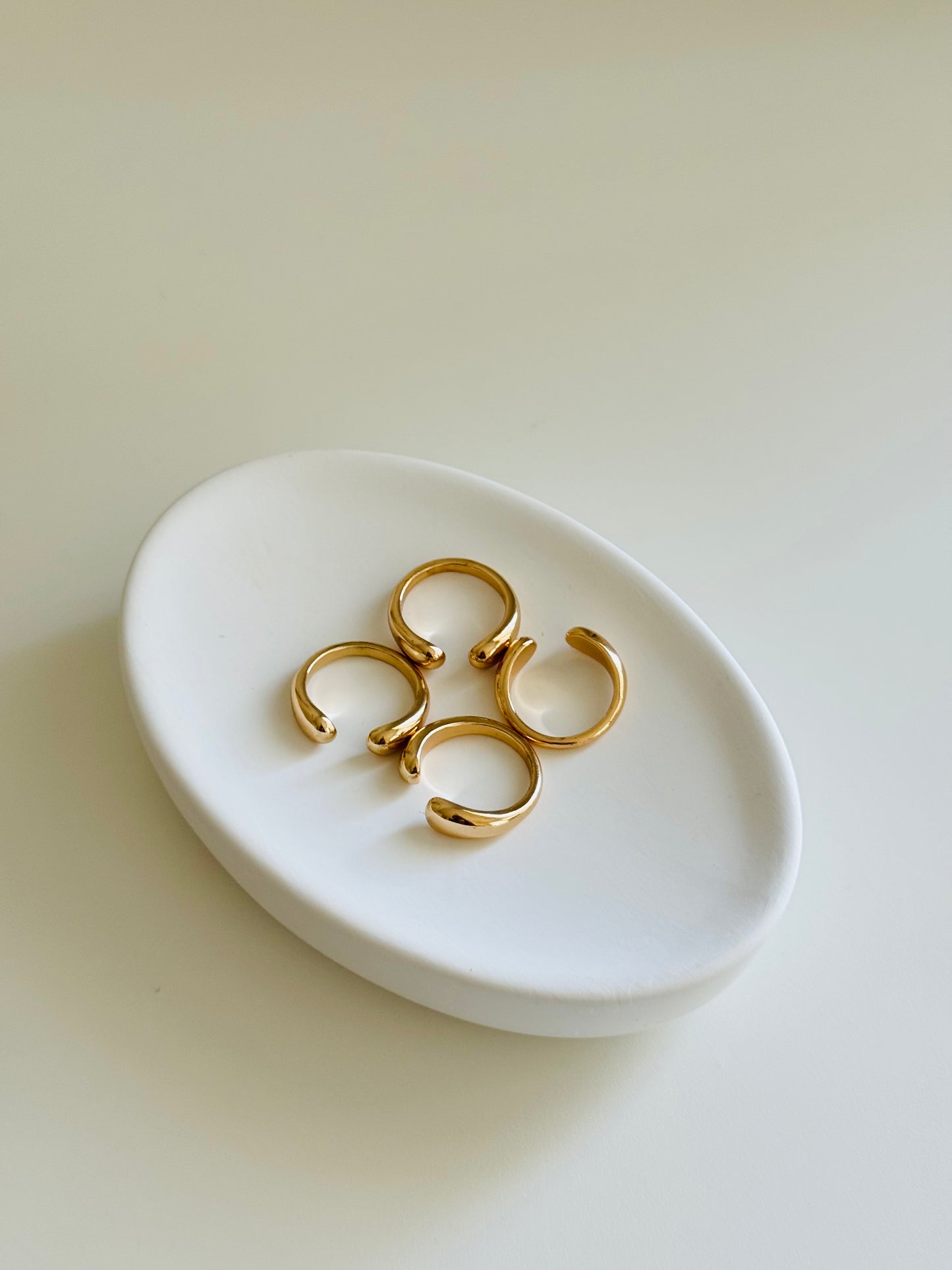 Sola Ring Zaria Yong