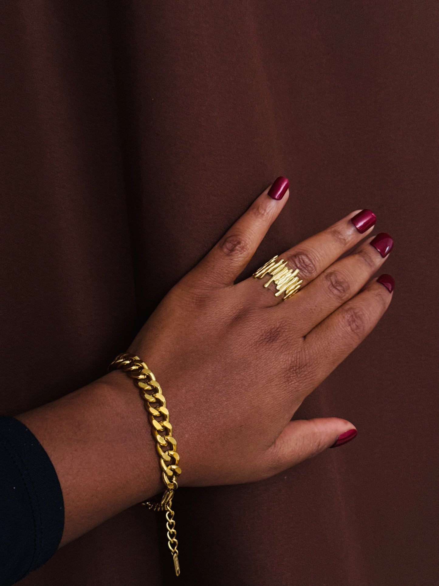 Novi Ring Zaria Yong