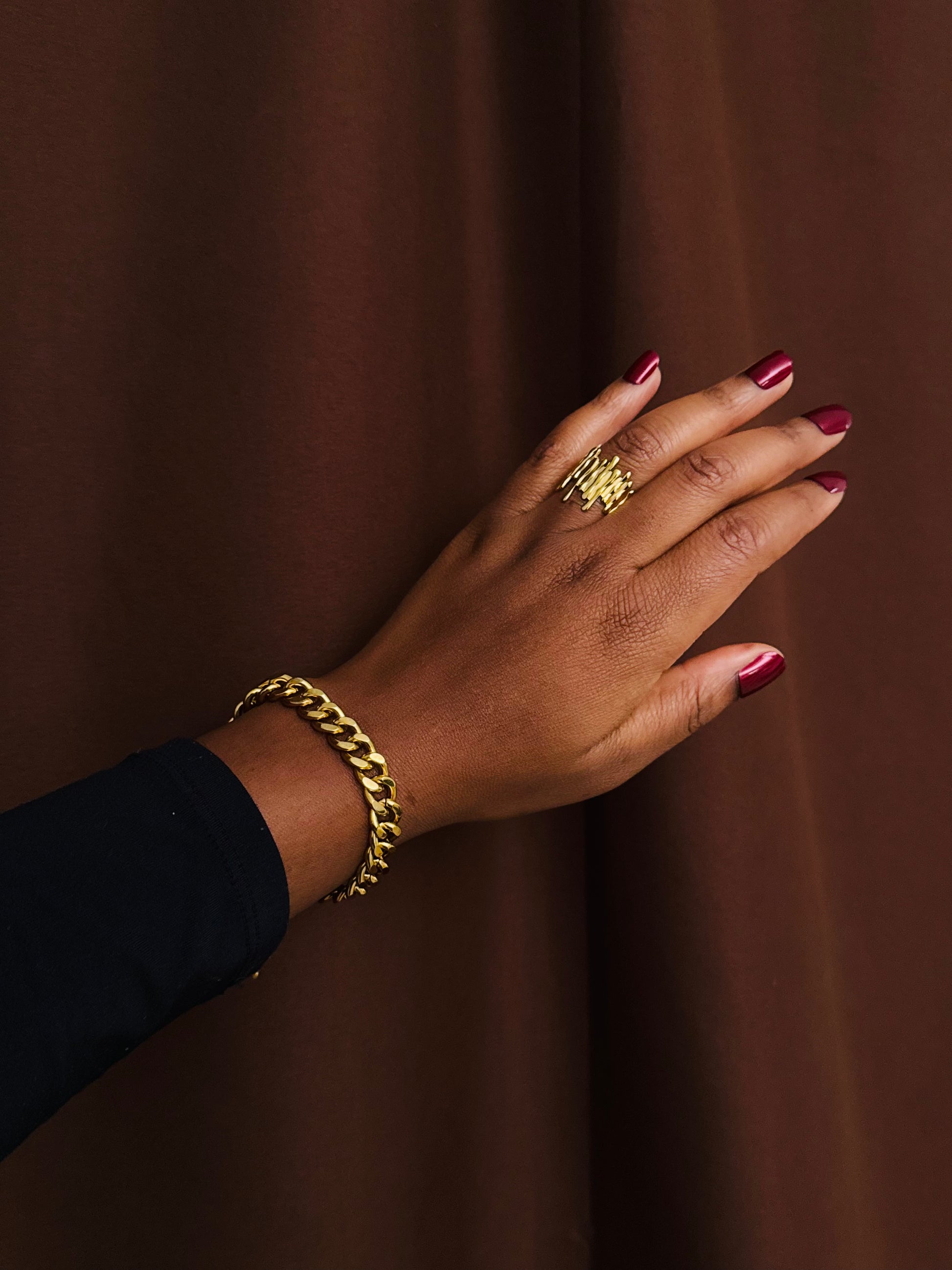 Novi Ring Zaria Yong