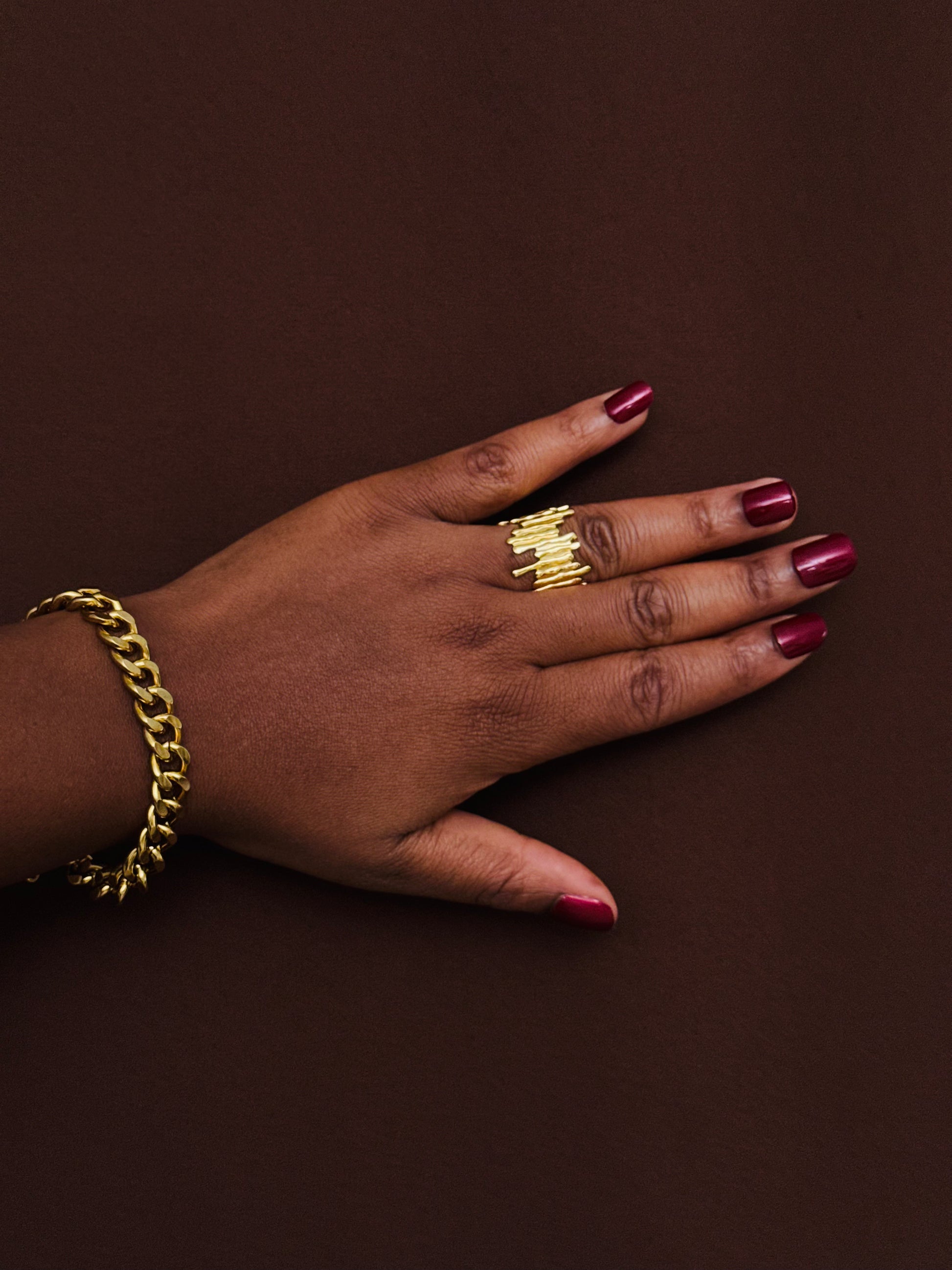 Novi Ring Zaria Yong