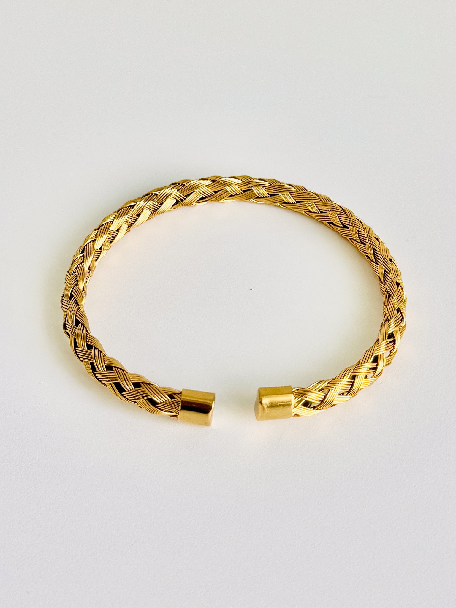 Velora Bracelet Bangle Zaria Yong