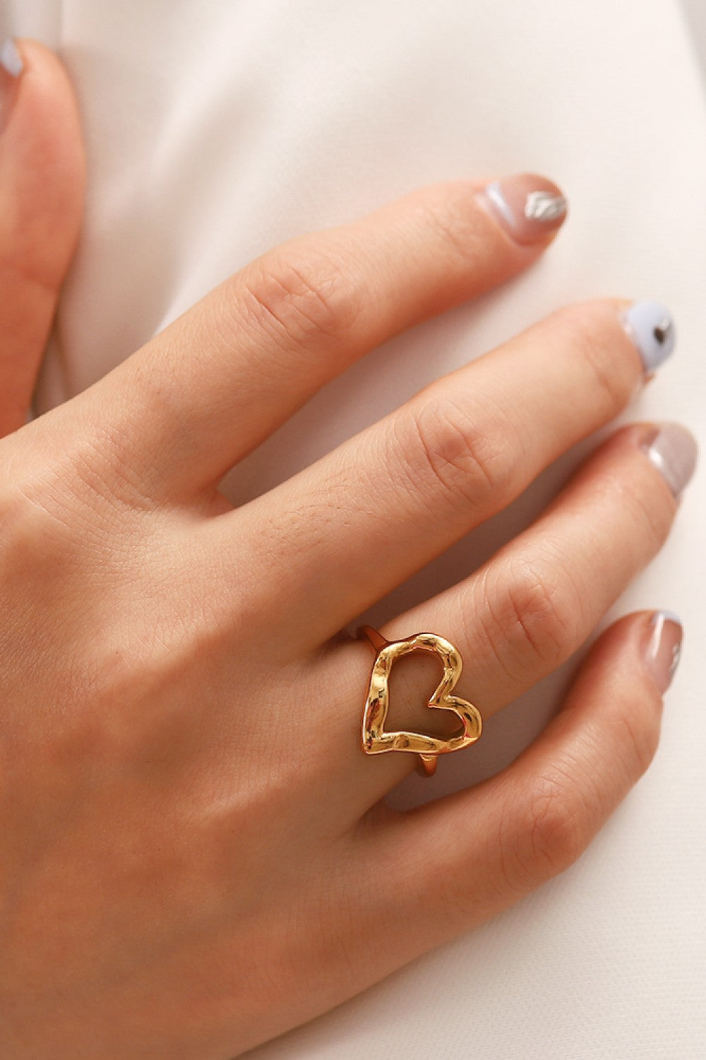 Elegant 18K Gold Plated Heart-Shaped Ring