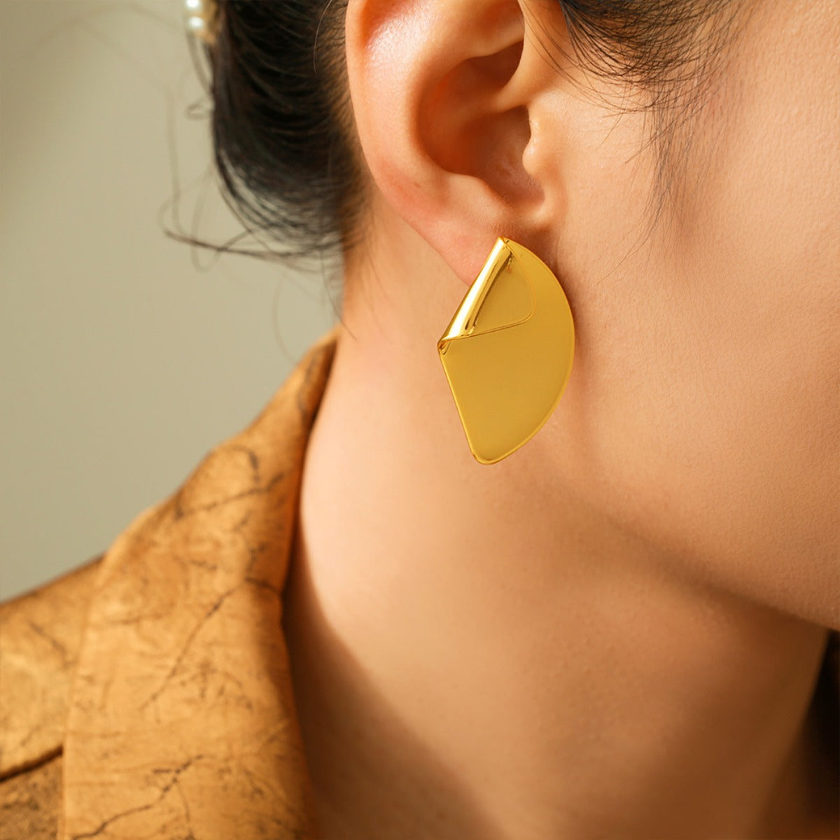 18K Gold-Plated Irregular Fan-Shaped Earrings